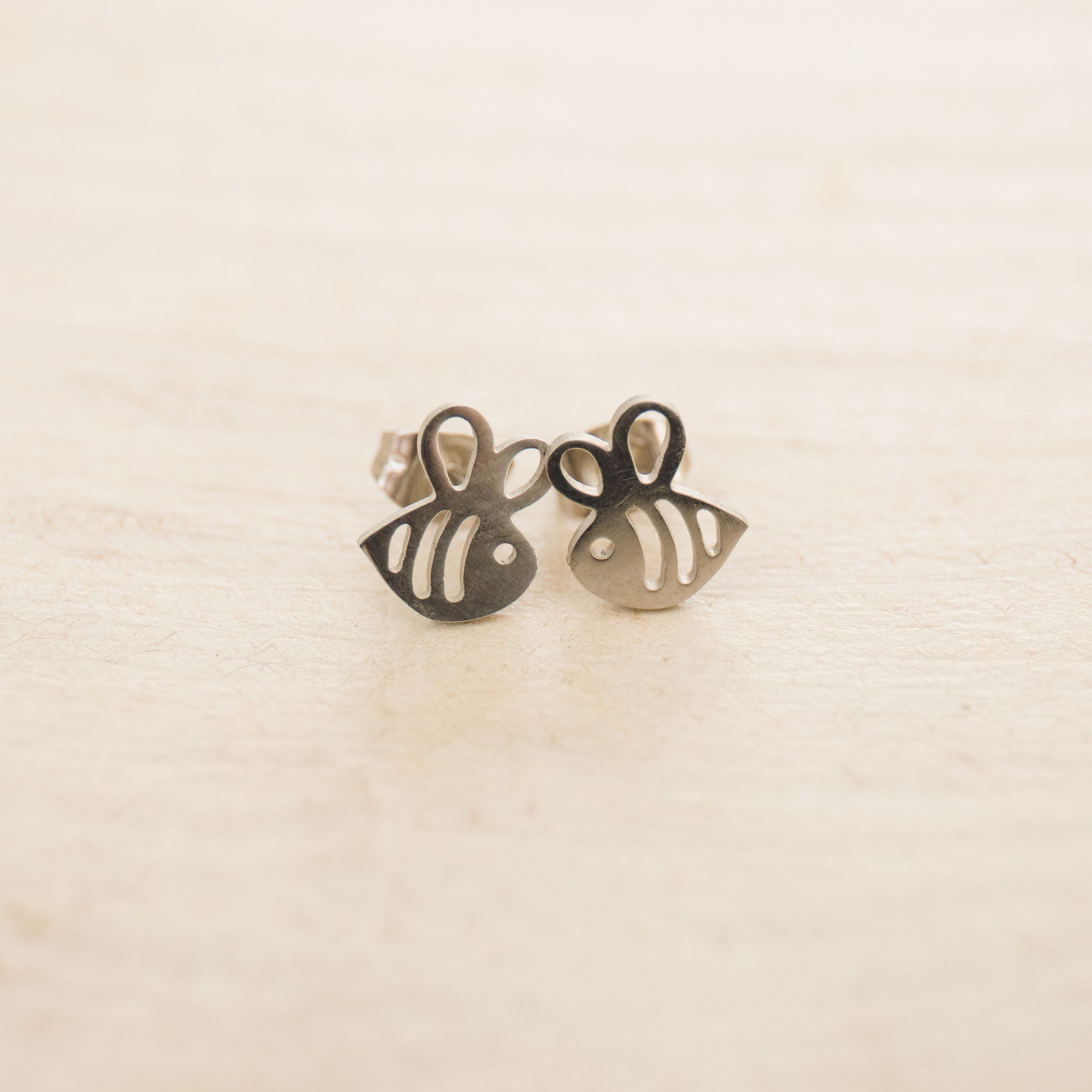 BUMBLE BEE STUD EARRINGS